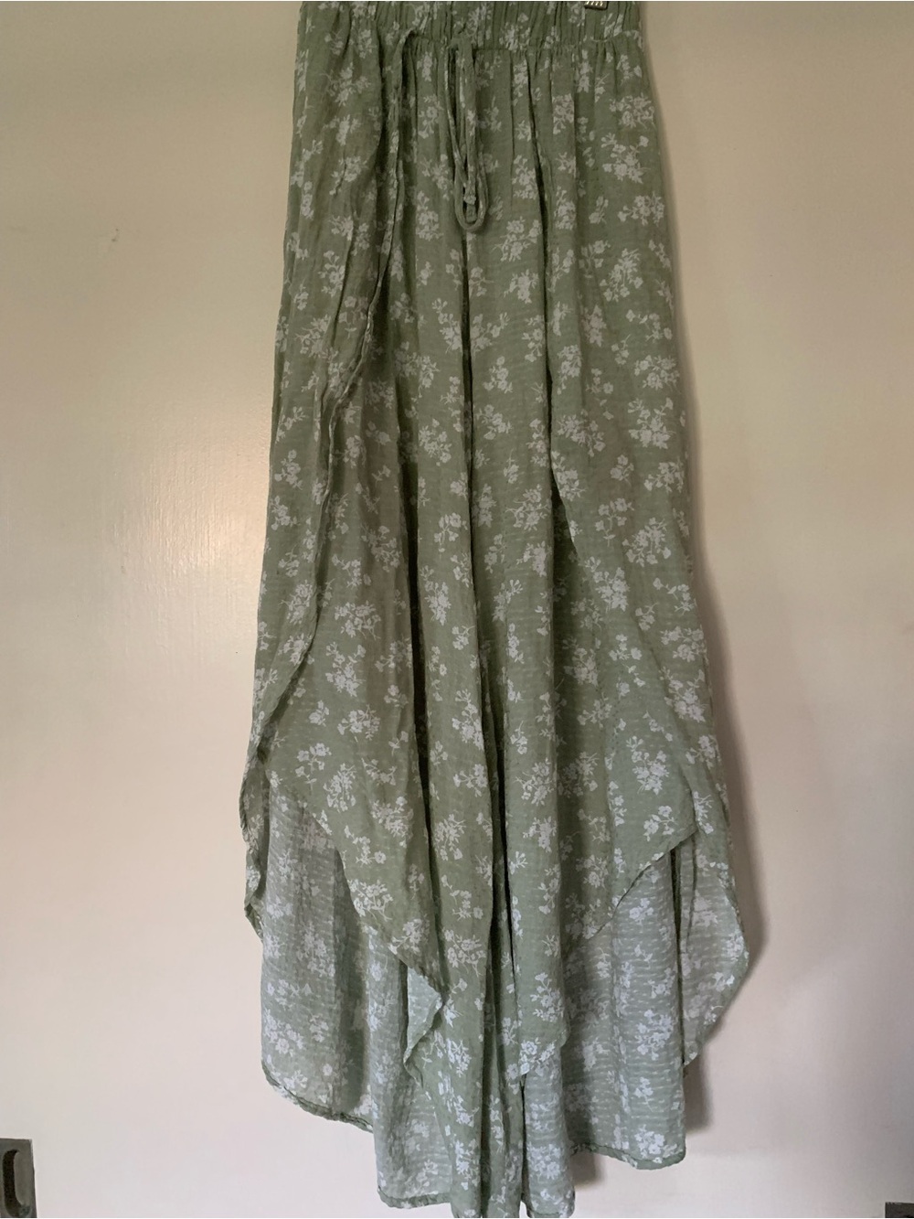 Sage Green Floral Wide-Leg Jumpsuit with Drawstring Waist